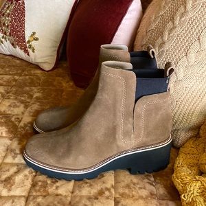 New Dolce Vita Brown Suede Ankle Boots Size 9